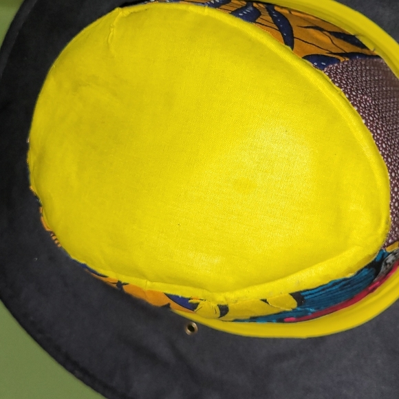 Hat - Picture 4 of 7